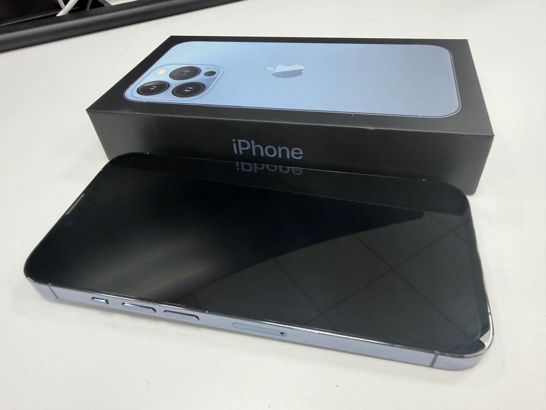 y*o様 Apple iPhone 13 Pro 256GB SIM