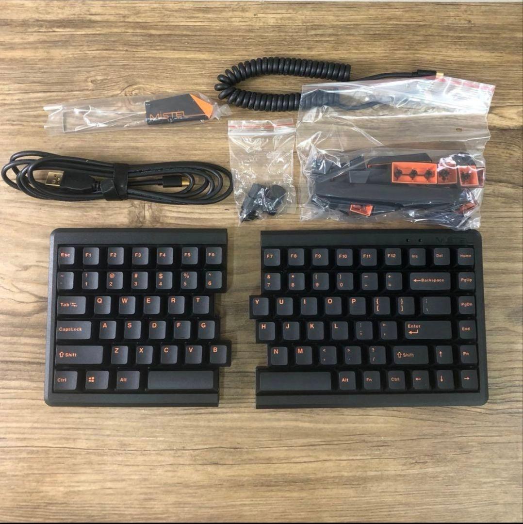 Mistel Barocco MD770RGB 分割型キーボード US配列 黒軸