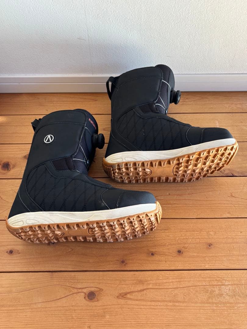 エアボーン　ARBN nature スノーボードブーツ ブラック　25.5