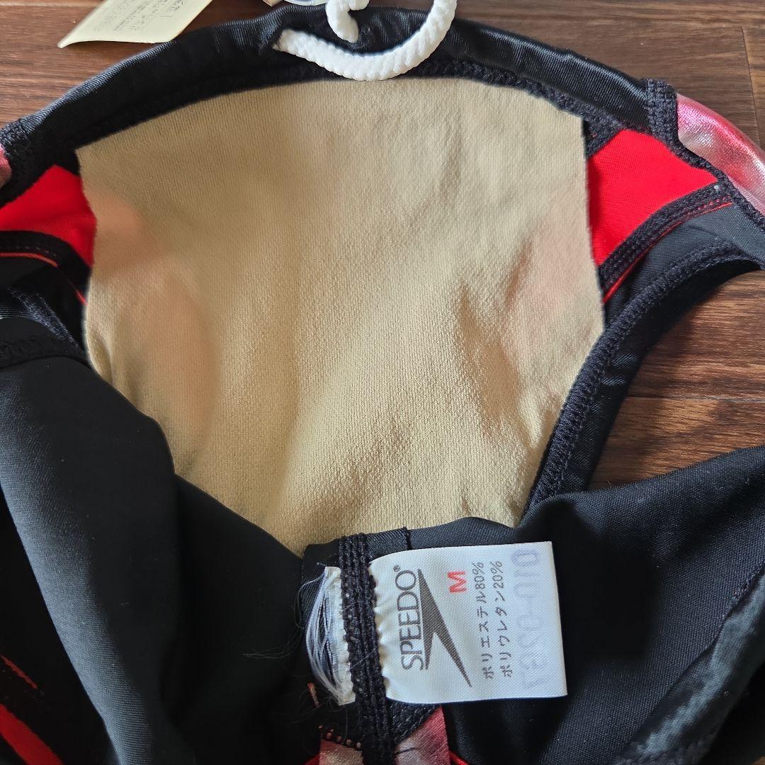 とみー★新品未使用　競パン　競技パンツ　水着　ミズノ　赤　黒　M　レア