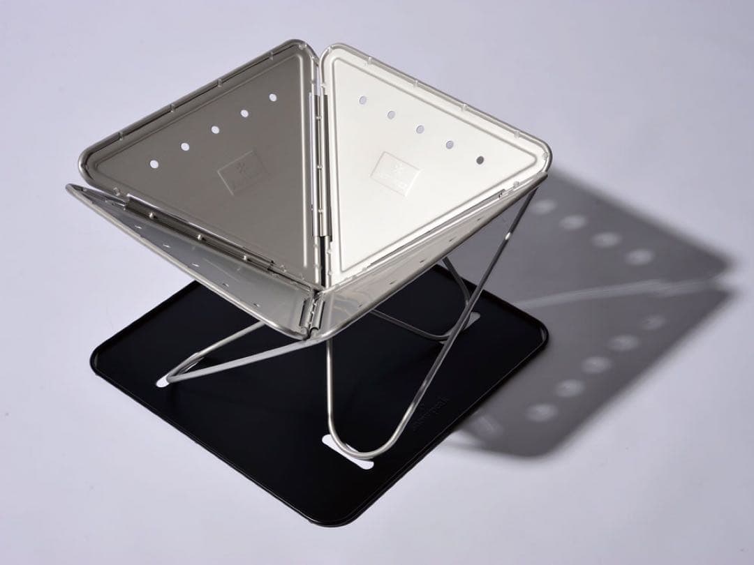 焚火台 M [2-3人用](ST-033R) スノーピーク【未使用新品】