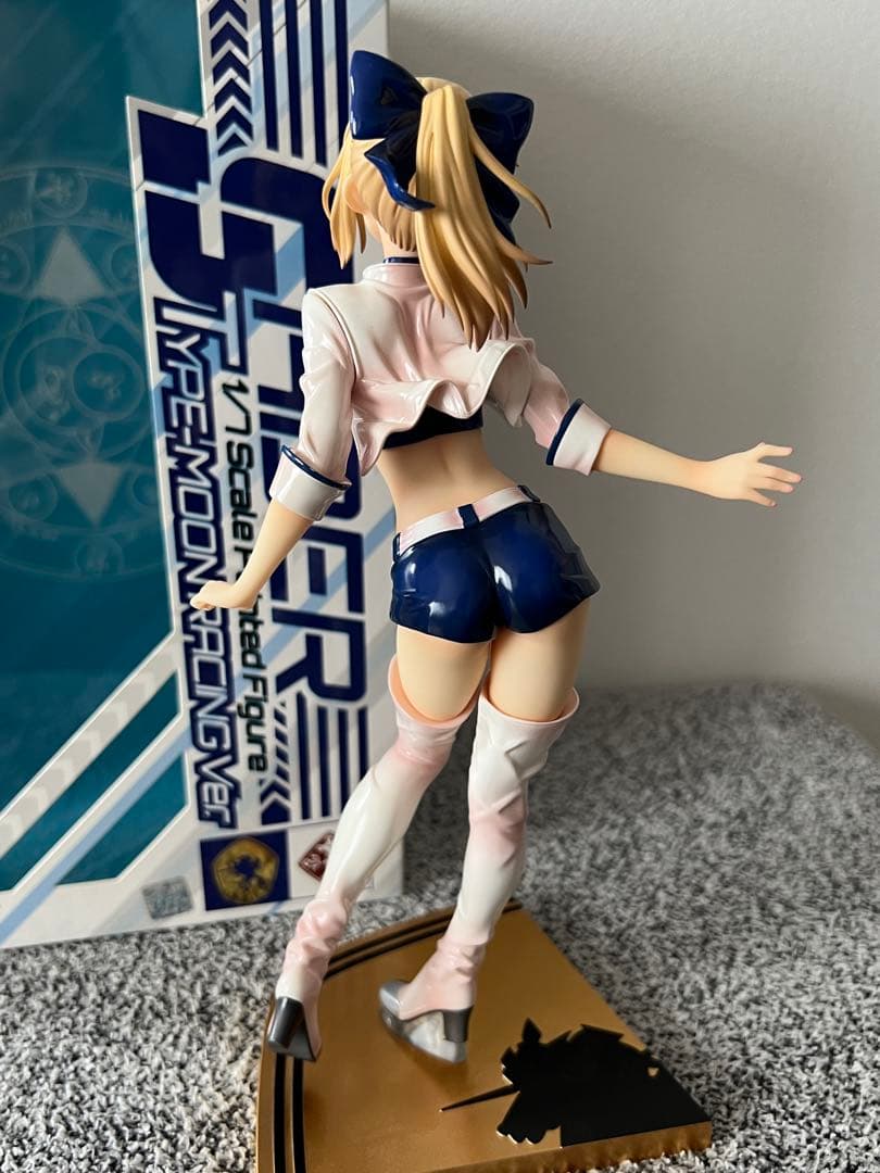 Fate/stay night セイバー　TYPE-MOON RACING