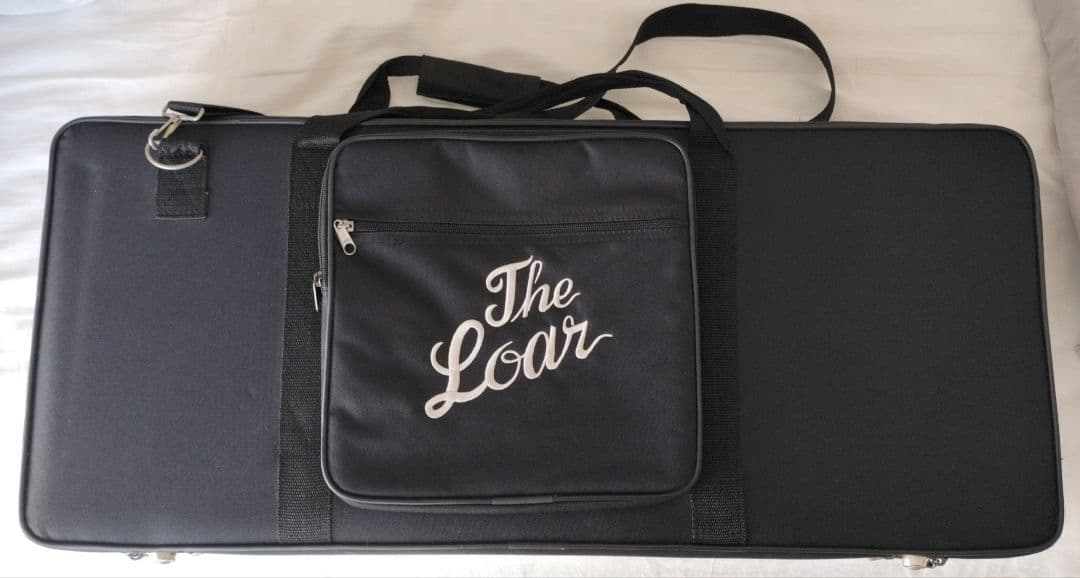 The Loar フラットマンドリン