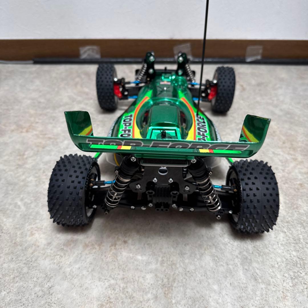 タミヤ 4WDバギー トップフォース(2017) メカ搭載済