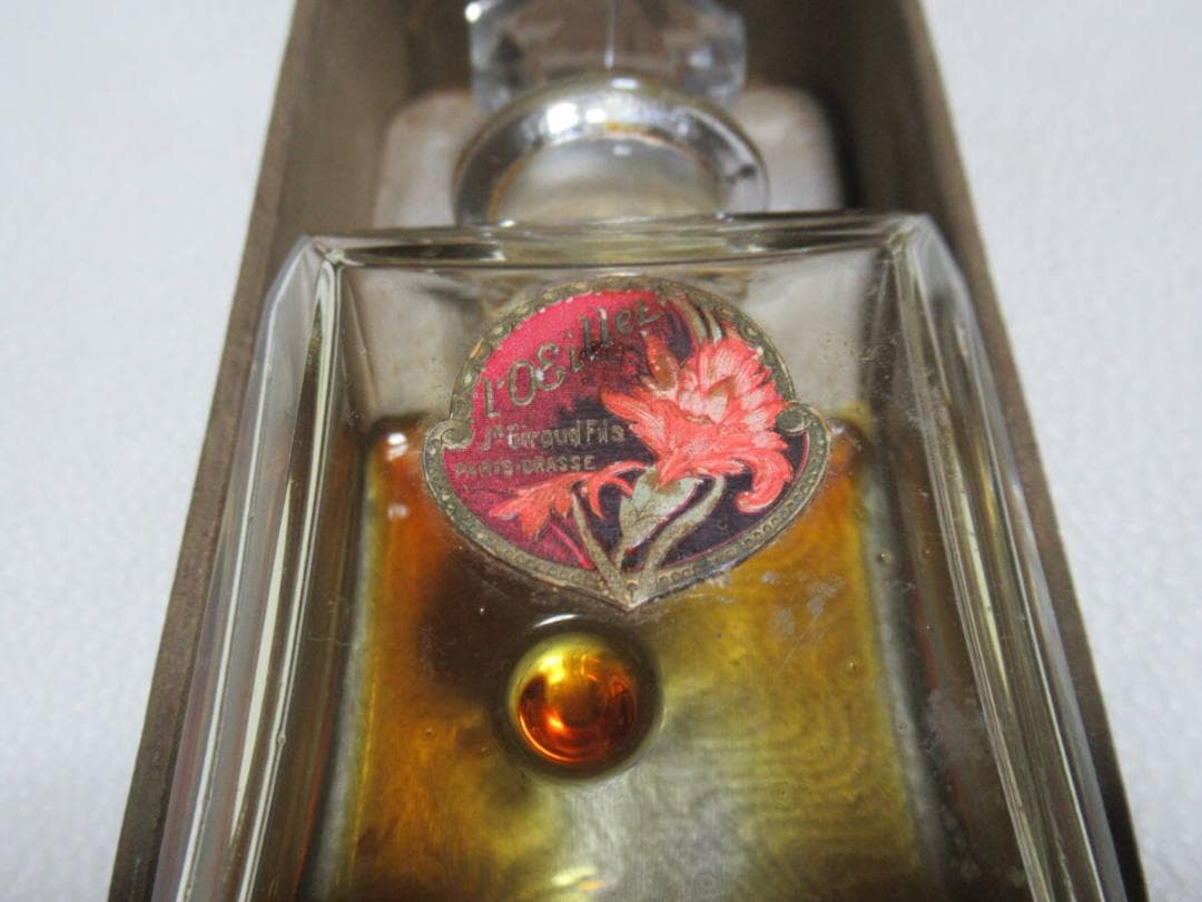 ◆極希少 美品 1920年頃 仏製 共箱付！バカラ製「L'OEILLET」香水瓶