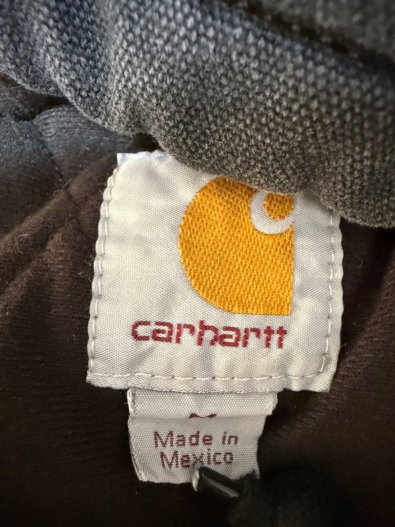 Carhartt ブラックフード付きアクティブジャケットメキシコ製