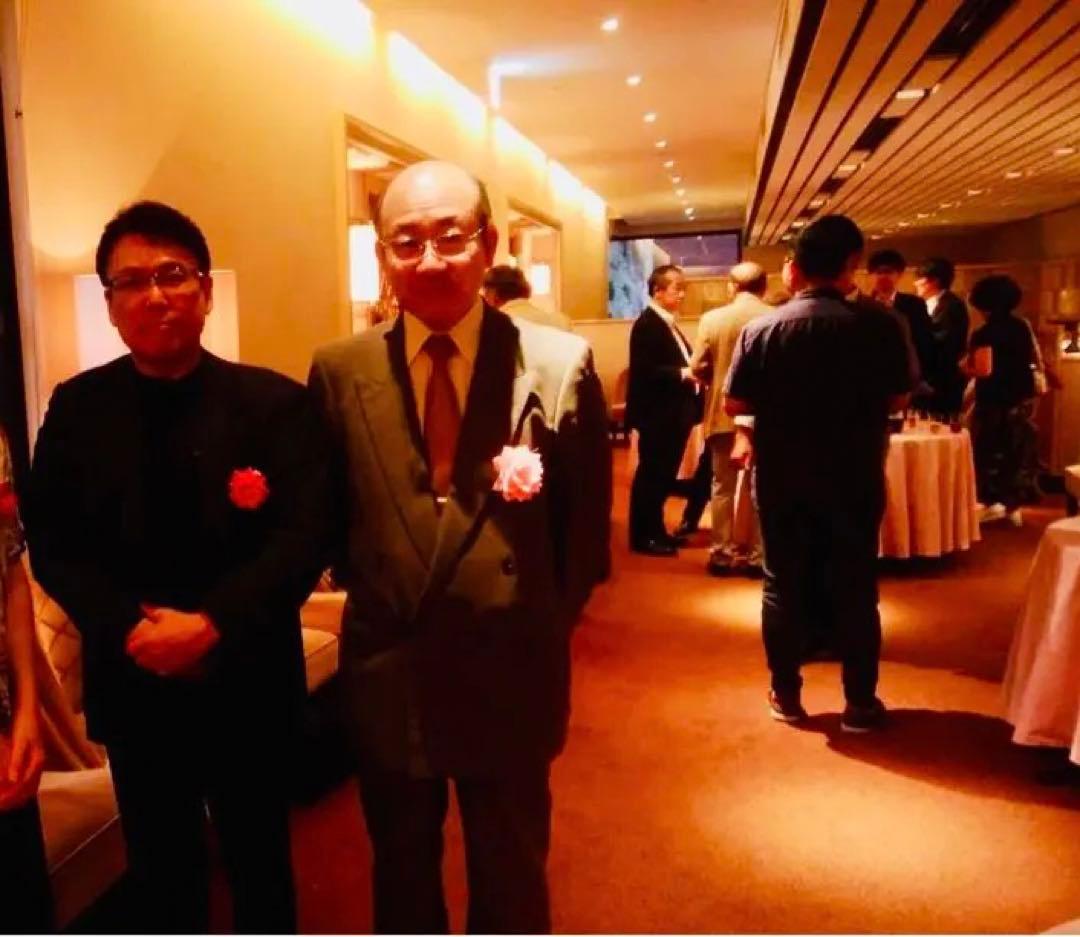 水彩画の花 内閣総理大臣賞受賞作家の作品