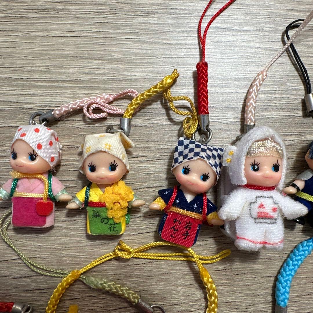 地域限定　キューピーストラップ33個セット