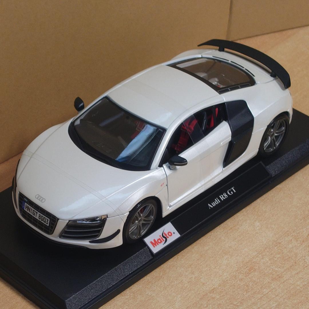 1/18 アウディ Audi R8 GT ホワイト マイスト製 ダイキャスト製