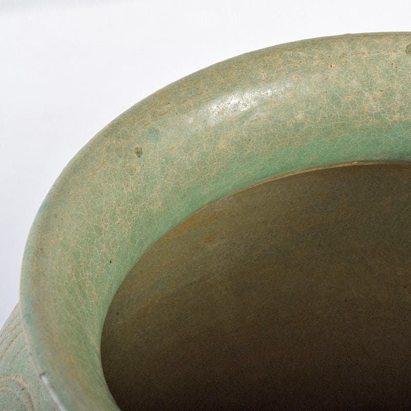 タイ古陶磁　緑釉　刻魚藻文水指　刻花文茶碗　時代箱付　C　R7773B