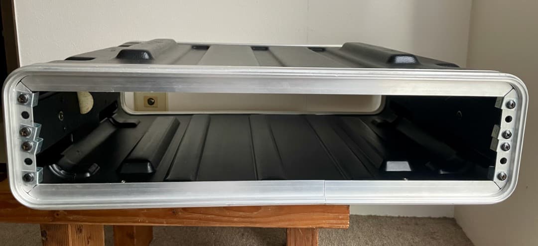 SKB 2U　ラックケース　1オーナー　ネジ純正品