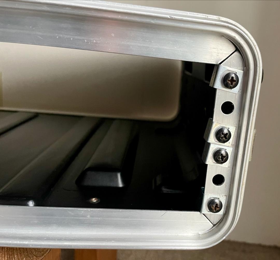 SKB 2U　ラックケース　1オーナー　ネジ純正品