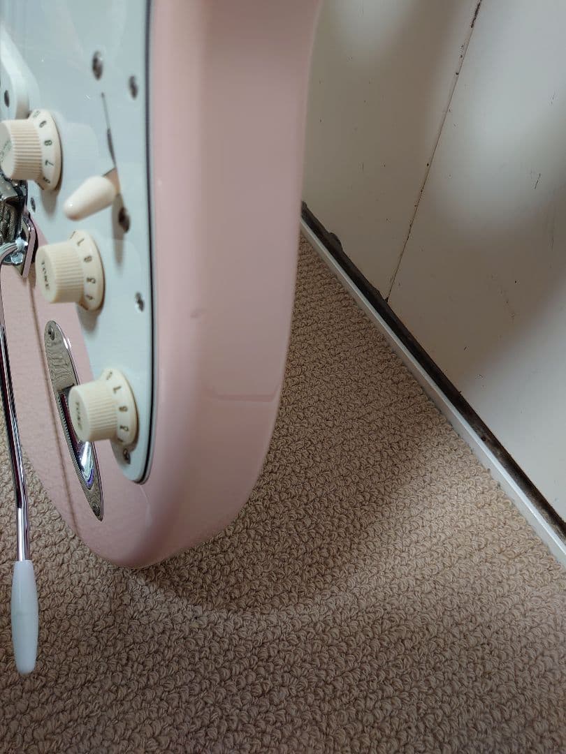 シェルピンクのストラトキャスター（フェンダーメキシコ）