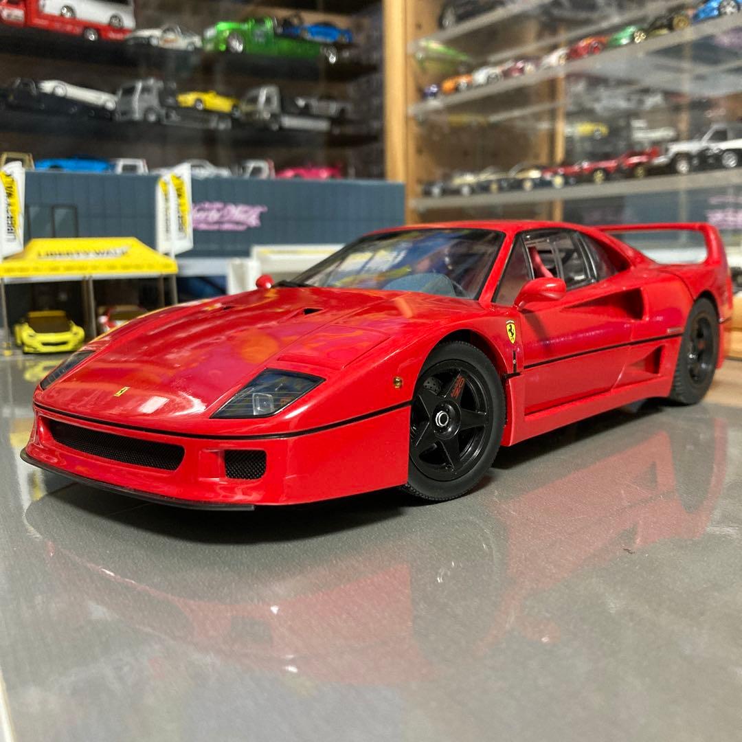 フェラーリ F40 ライトウェイト