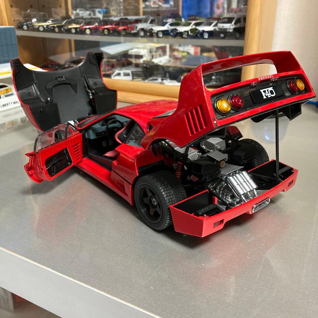 フェラーリ F40 ライトウェイト