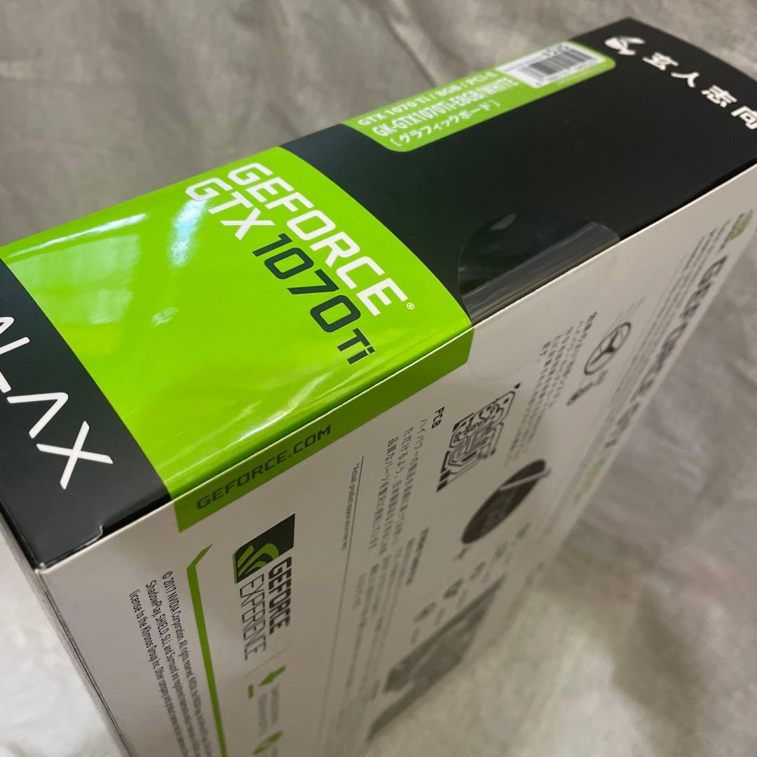 GALAX GTX 1070 Ti ホワイト
