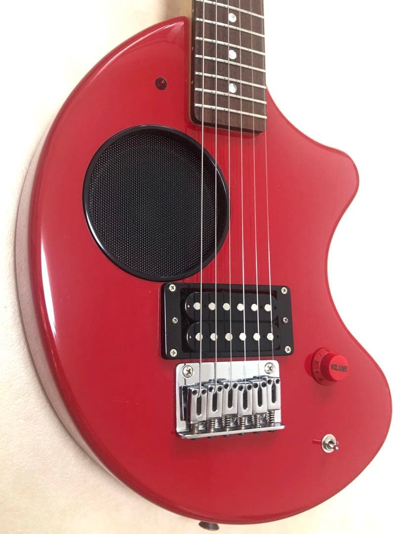 【美品】ZO-3 レッド アンプ内蔵ミニギター 専用ケース付 ぞーさん