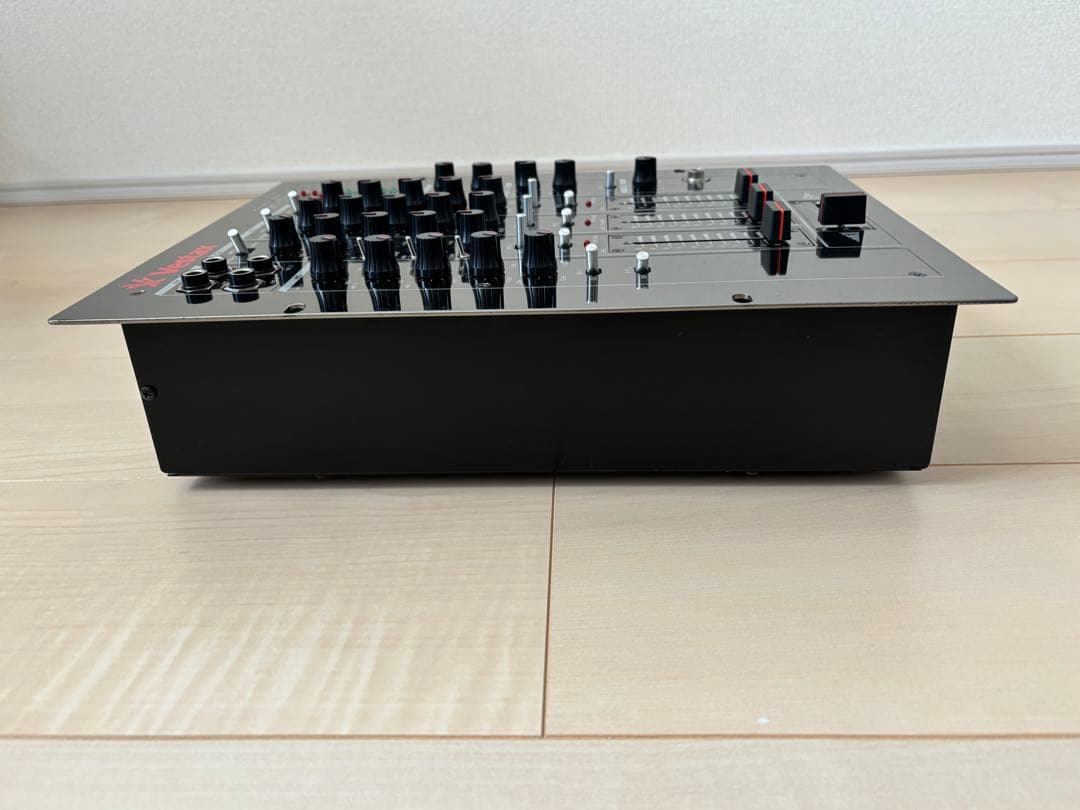 Vestax PMC-170A DJミキサー (未確認のためジャンク扱い)