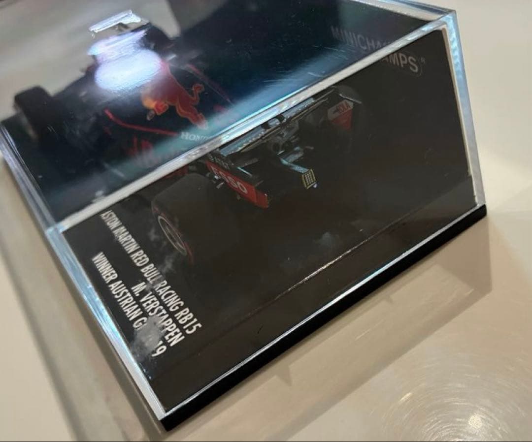 ミニチャンプス　アストンマーティン　レッドブル　フェルスタッペン　ミニカーほか