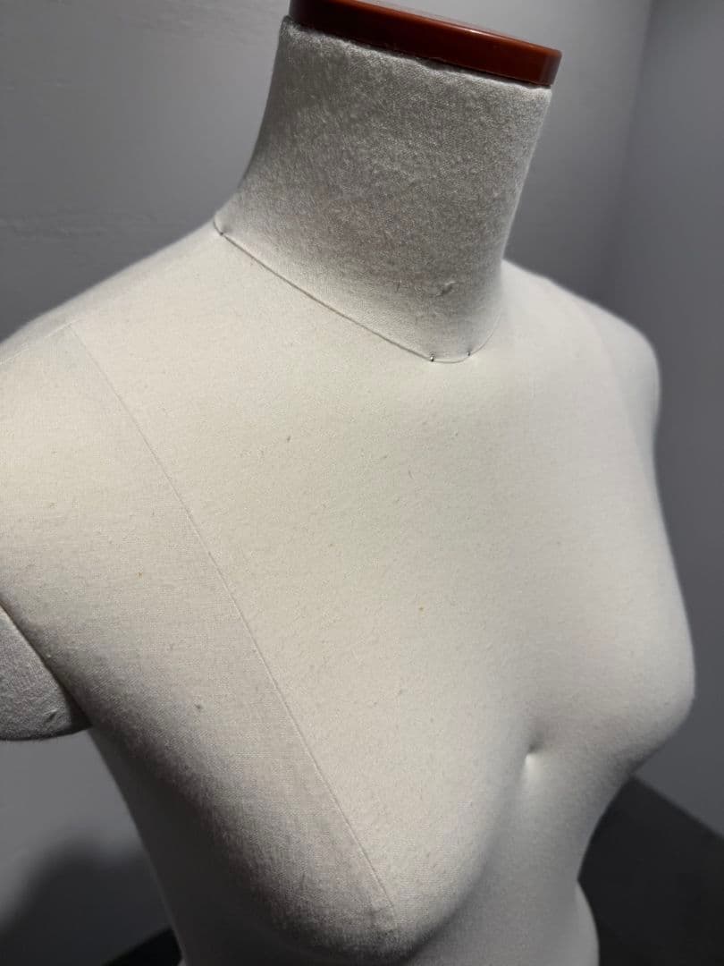 SUNKA 新文化ヌードボディ(キャスター付) ホワイトマネキン