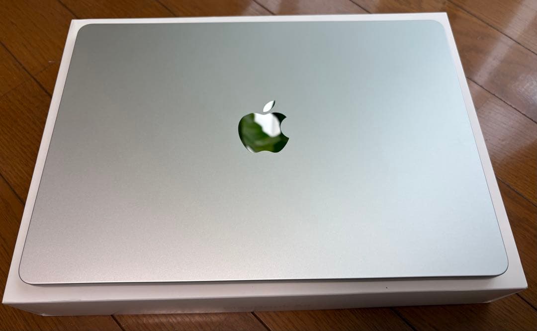 M2 MacBookAir メモリー24GB SSD512GB