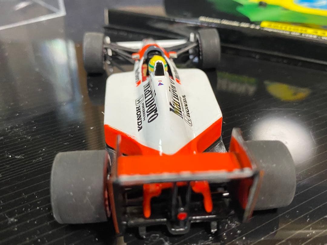 1/43 マクラーレンMP4/4ホンダ #12 A.セナ ワールドチャンピオン