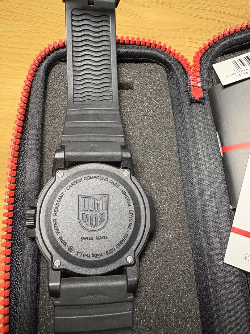 Luminox ブラックアウト　ラバーベルト