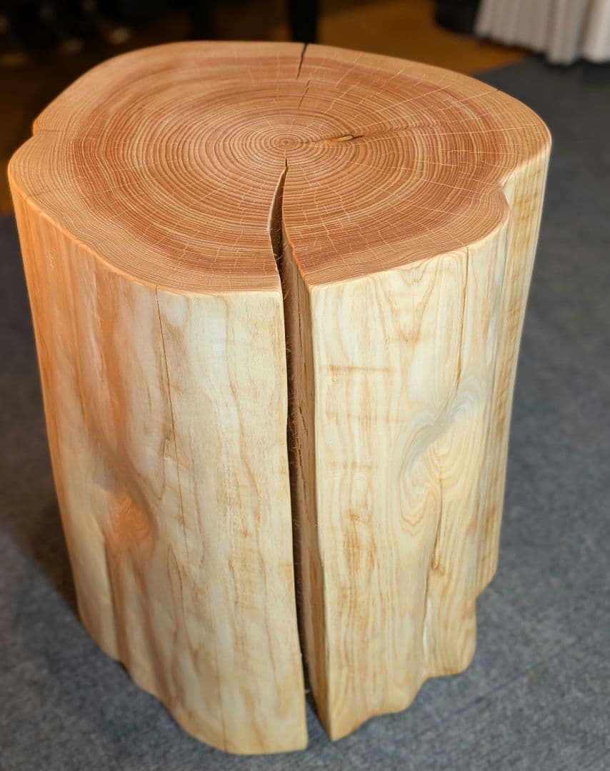 3104　　檜　切り株　丸太　椅子　 スツール　高さ約42.5cm