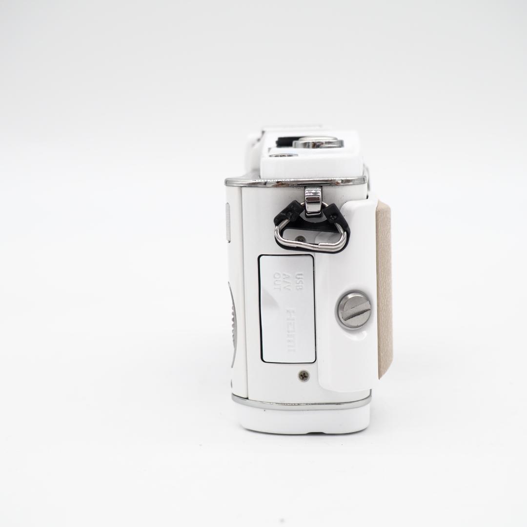 OLYMPUS ミラーレス一眼 PEN E-P3 ホワイト