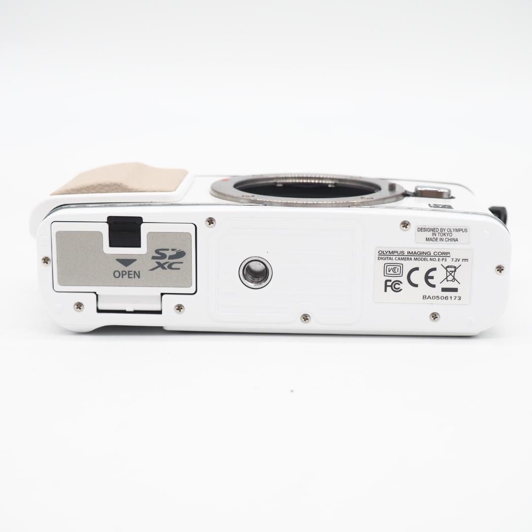 OLYMPUS ミラーレス一眼 PEN E-P3 ホワイト
