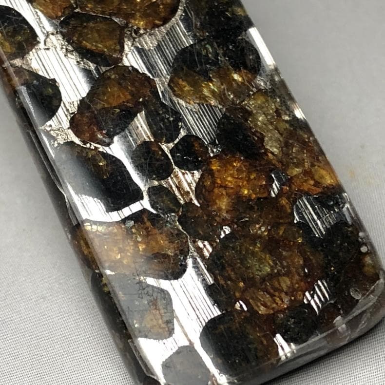 岡*郎様 パラサイト隕石 隕石　石鉄隕石　セリコ隕石 重さ約25ｇ　共箱