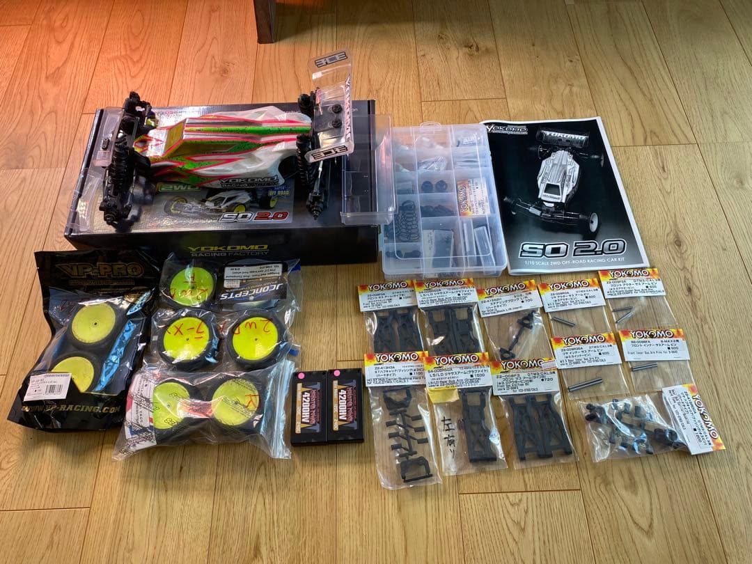 ヨコモ　SO2.0 メカ付　フタバ受信機付　オプション　スペアパーツ多数　バギー