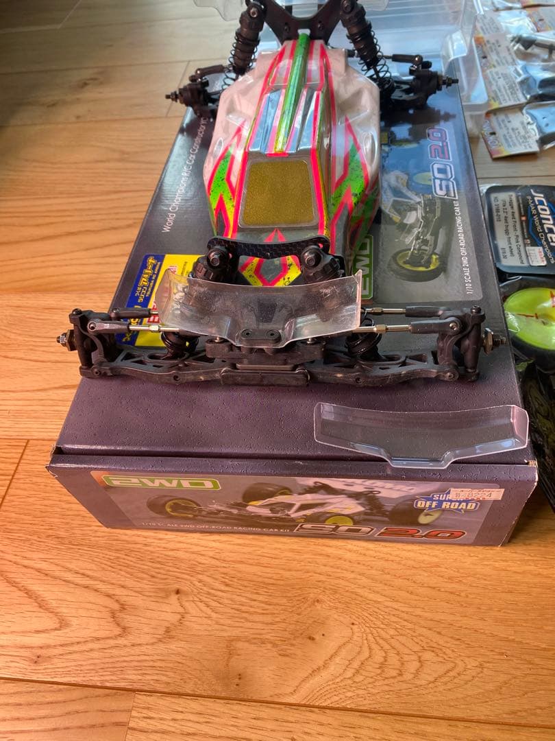 ヨコモ　SO2.0 メカ付　フタバ受信機付　オプション　スペアパーツ多数　バギー