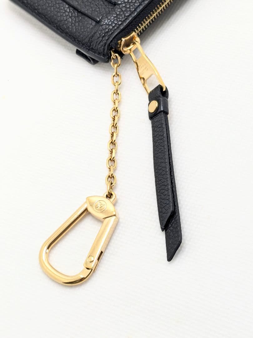 ヴィトン ポルトカルト レクトヴェルソ ケース アンプラント ブラック