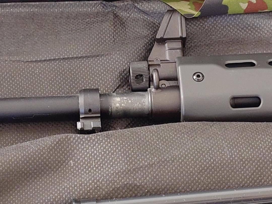 東京マルイ 89式5.56mm小銃〈折曲銃床式〉バッテリー付