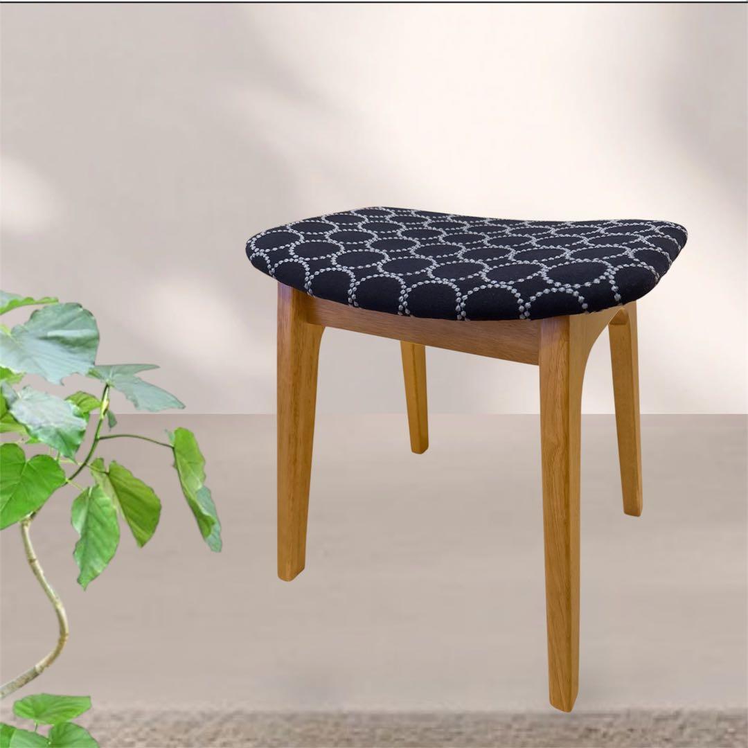 サンプル展示品　ミナペルホネン生地スツール 数量限定1点　 チャア　イス　未使用