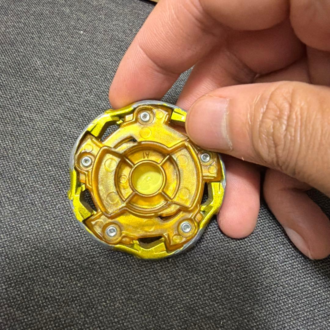 ベイブレードX ウィザードロッドメタルコートゴールド