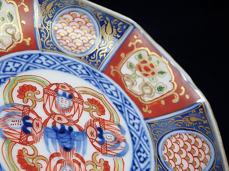 大聖寺伊万里　金襴手　描分　花に青海波八角４寸皿　４枚　C865AS-CEr