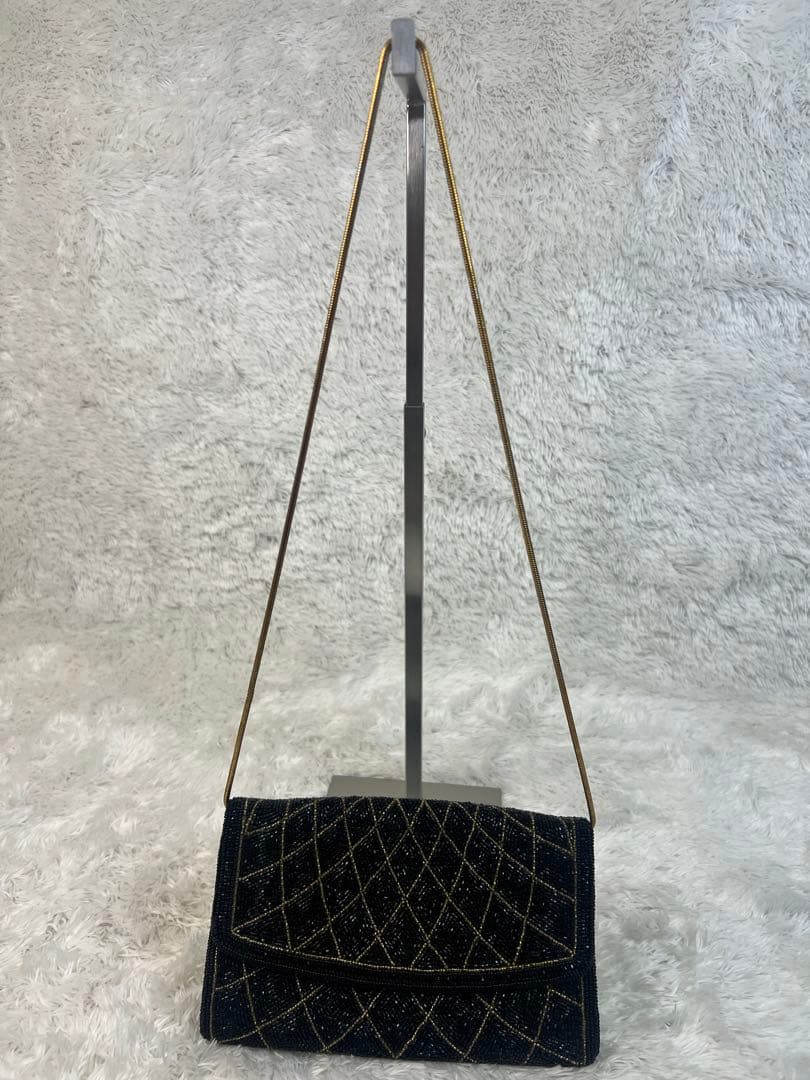 LUMY ルミー はしもと 皇室御用達 ビーズ パーティーバッグ クラッチ 黒