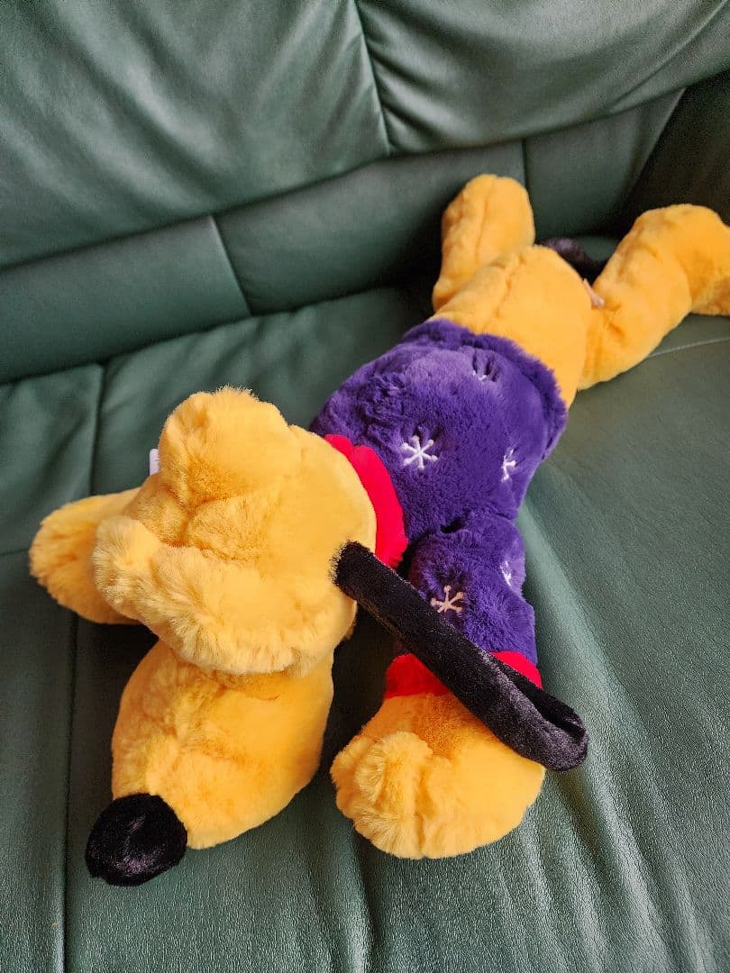 ディズニー　クリスマス2024　プルート　抱き枕　チャーム　 ぬいぐるみ