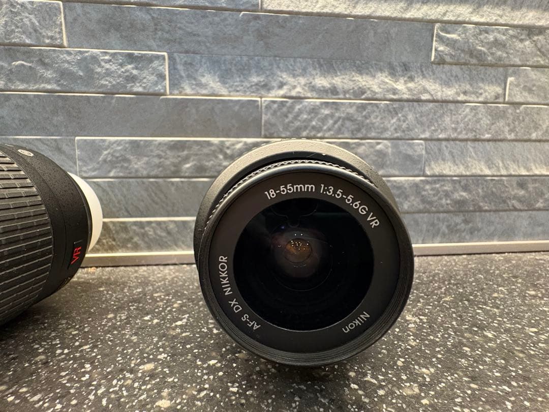 Nikon 望遠レンズAF-S2本セット18-55mm. 55-200mm