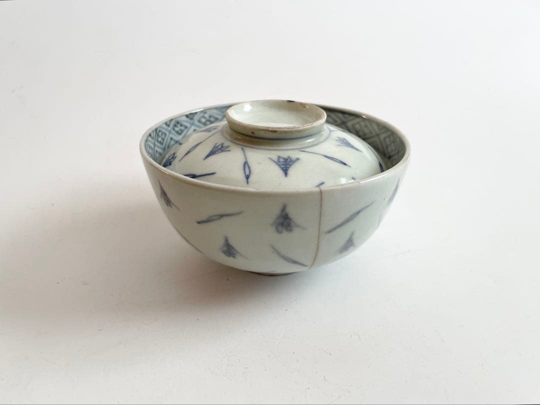 骨董　アンティーク　古伊万里　染付　蜂文様　蓋茶碗　蓋碗