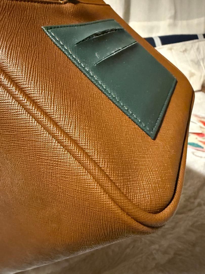 BTS アーティストメイド　V テテ　ボストンバック