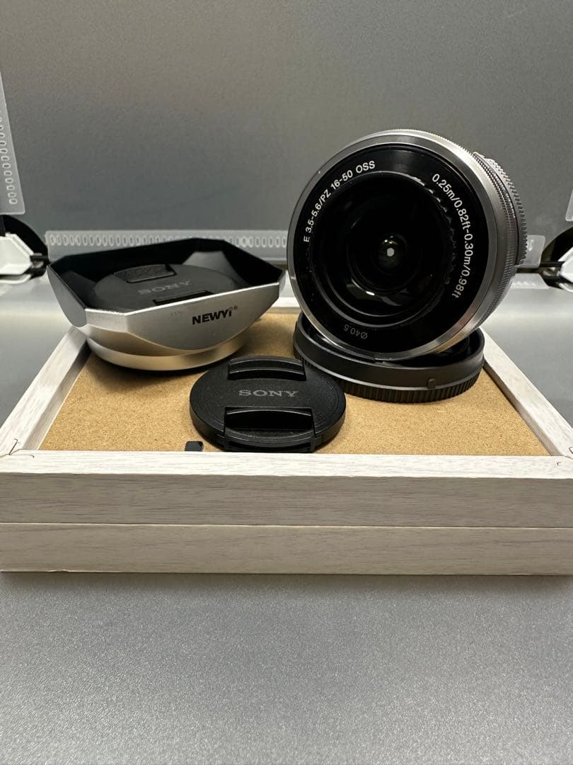 Sony E 16-50mm F3.5-5.6 PZ OSS レンズ　送料込み