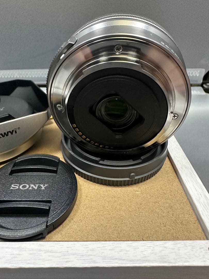 Sony E 16-50mm F3.5-5.6 PZ OSS レンズ　送料込み