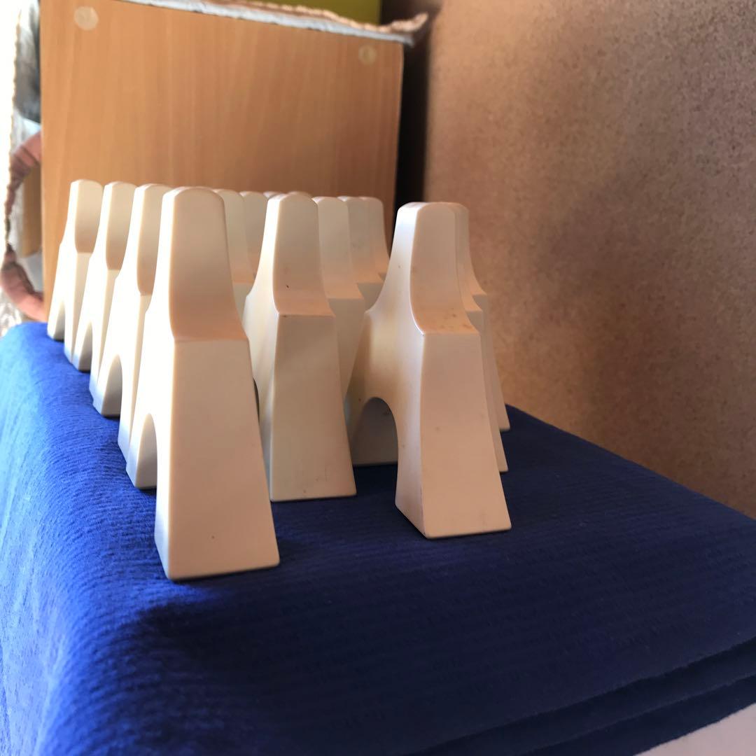 十七絃琴の箏柱