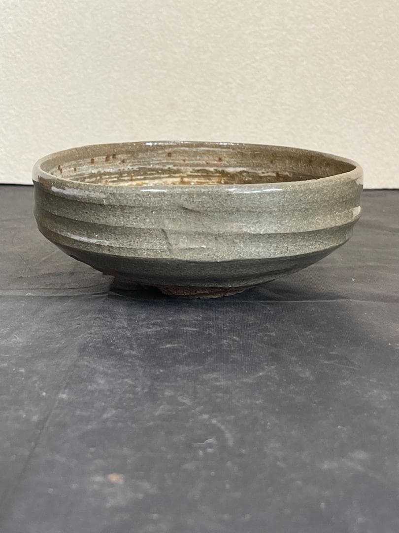 楽山焼　茶碗　長岡住右衛門作　共箱　３３６