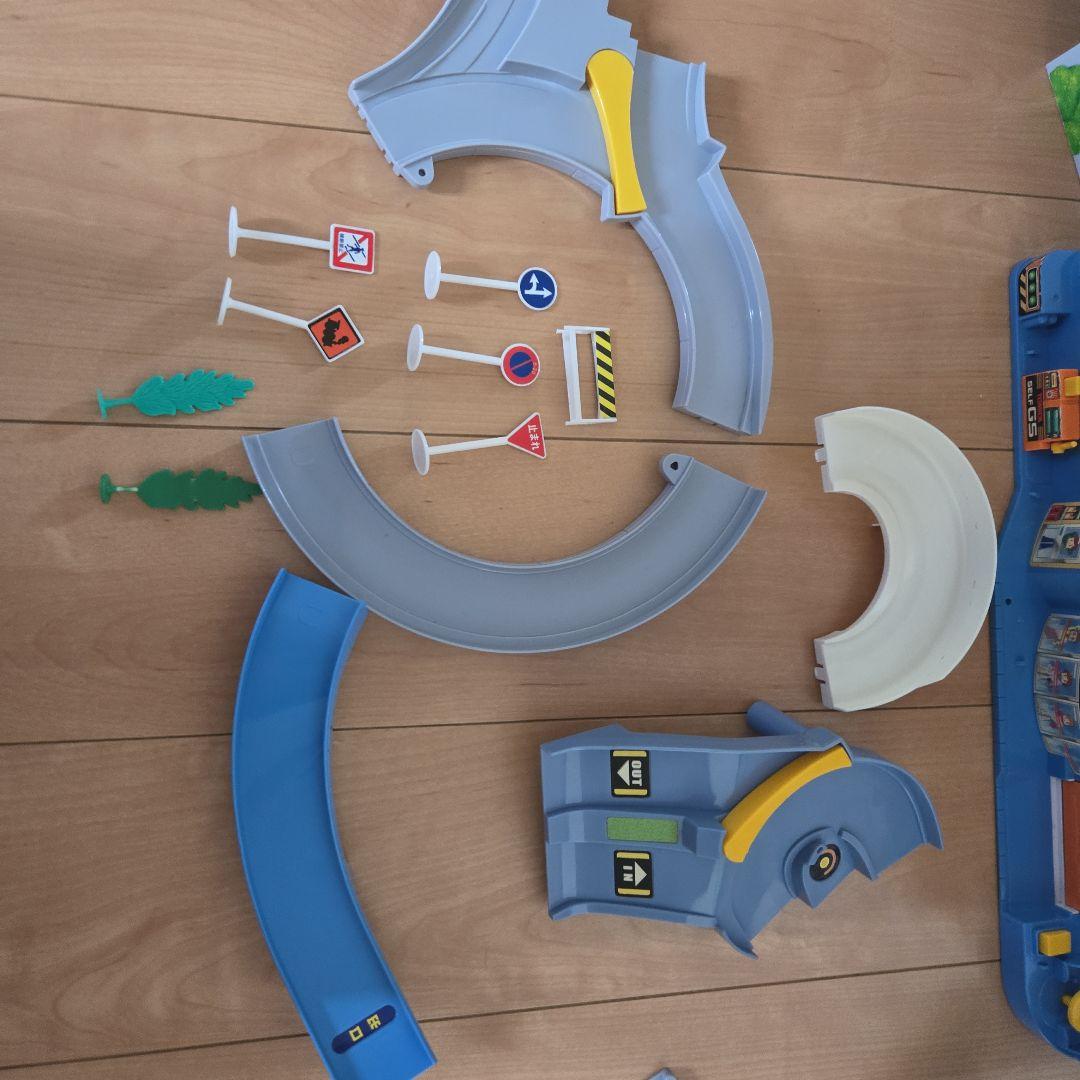 トミカコースまとめ売高速道路にぎやかドライブ 峠山道ドライブ 駐車場