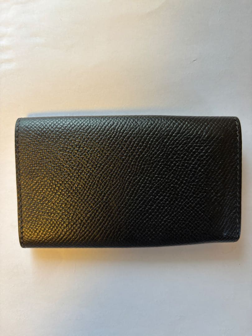 HERMES エルメスレザー黒キーケース 箱付き未使用に近い商品です