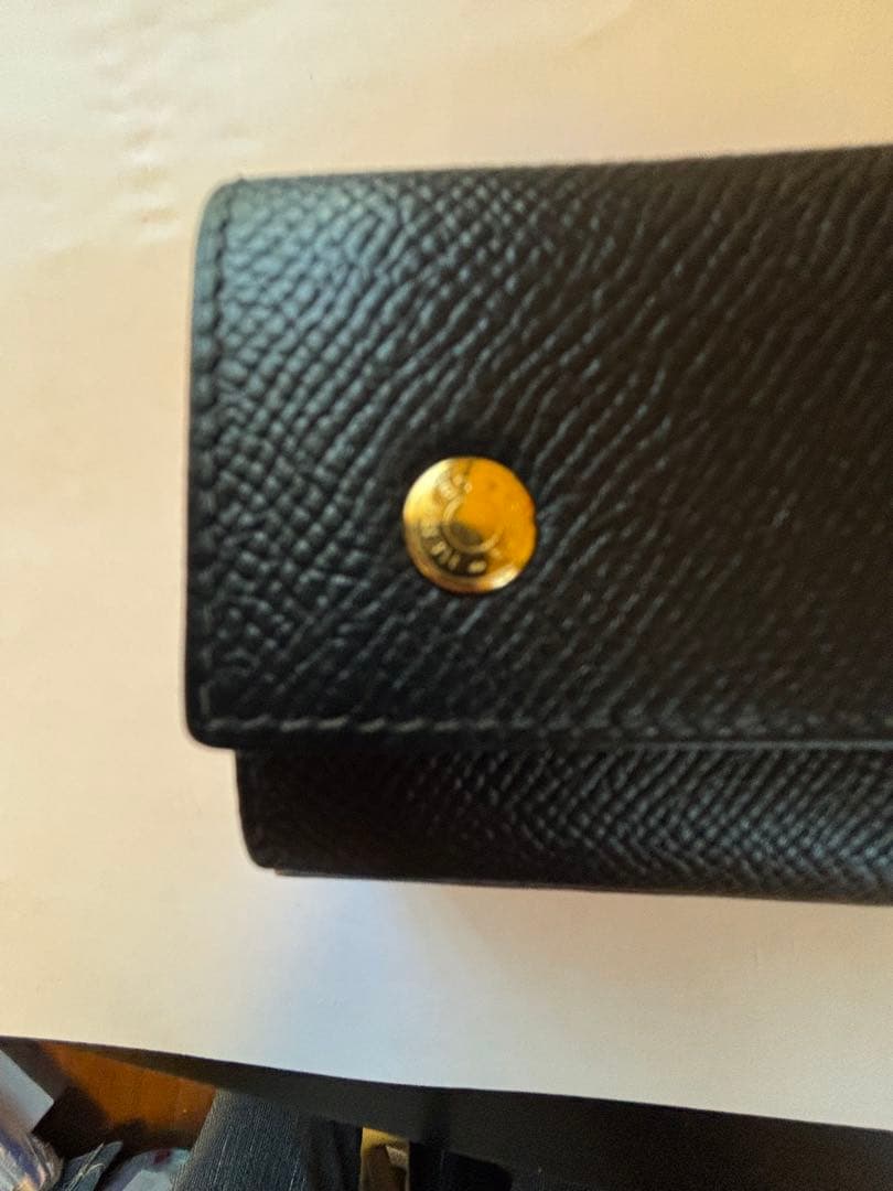 HERMES エルメスレザー黒キーケース 箱付き未使用に近い商品です